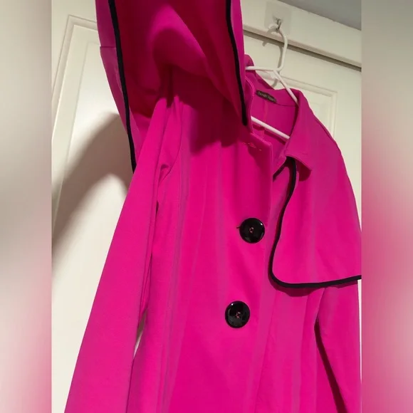 Design Today’s Vibrant Pink Cape Coat with Black Trim - Picture 5 of 7